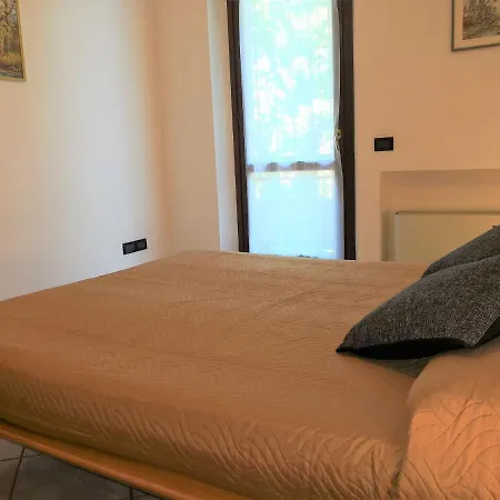 In Near Lakeshore Tatil Evi *