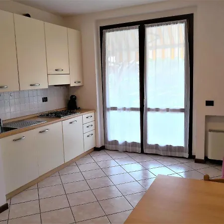 Tatil Evi In Near Lakeshore *