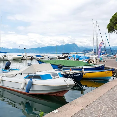 Tatil Evi In Near Lakeshore Lazise