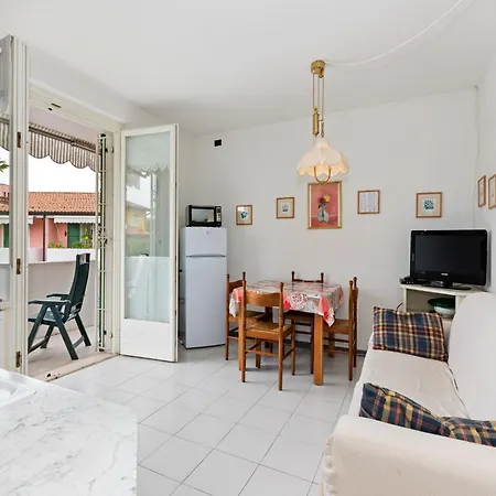 In Near Lakeshore Tatil Evi Lazise