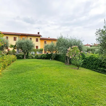 In Near Lakeshore Lazise